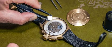 hublot uhr batteriewechsel|hublot watch time setting.